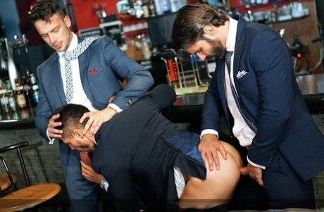 gay doggy style free sexy picture