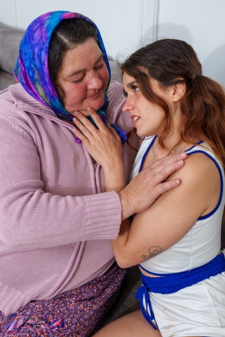 bande de grand-mère sexe chaud des photos