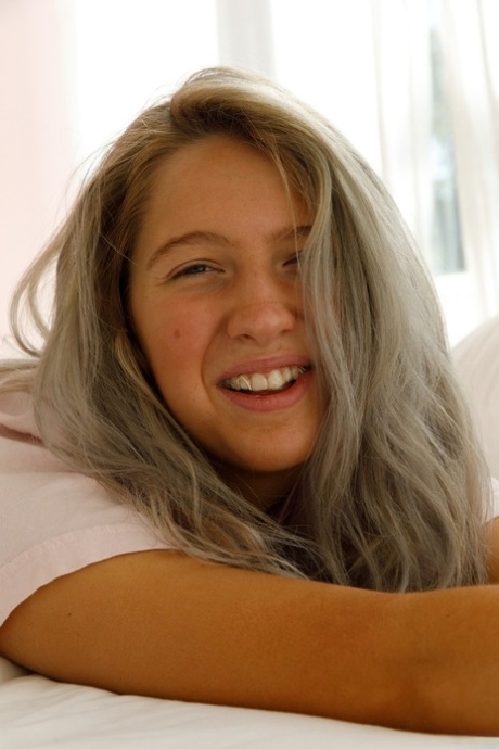 tanned teen free xxx galleries