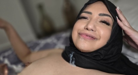 hijab nude img