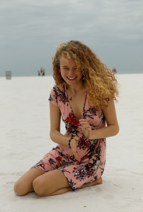 amateur beach hot nude gallery