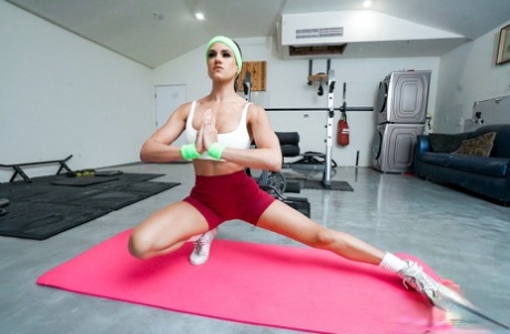 flexible milf art porn gallery