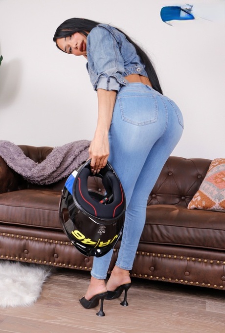 jeans transexuelle hd nue archive