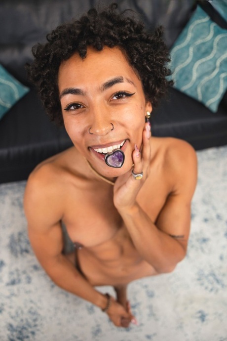 人妖假阳具 美麗的xxx 影像