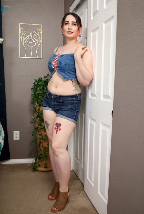fat shemale hot naked galleries