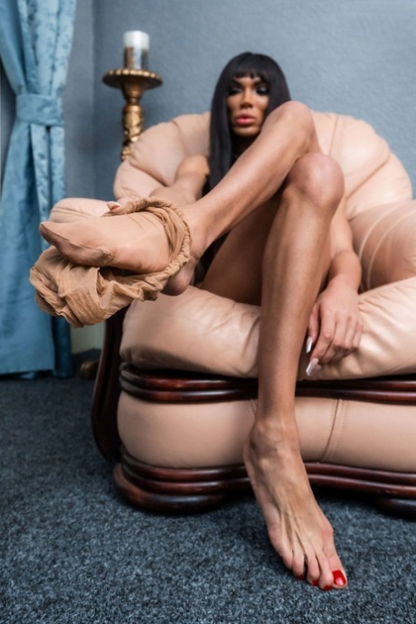 pieds transexuelle joli art archive