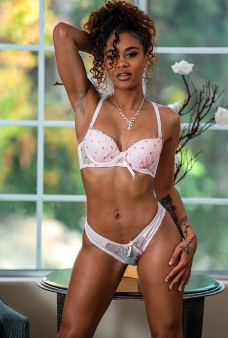 ebony bdsm nude photo