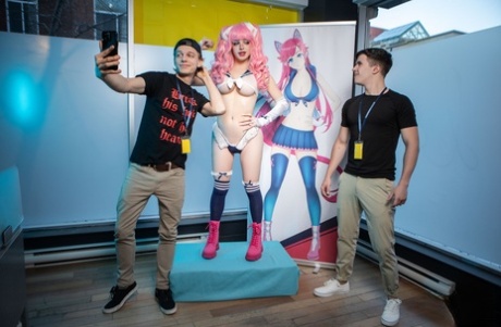 ニューハーフ漫画 美しい 写真