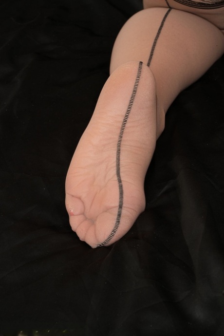 mature nylon beautiful xxx image