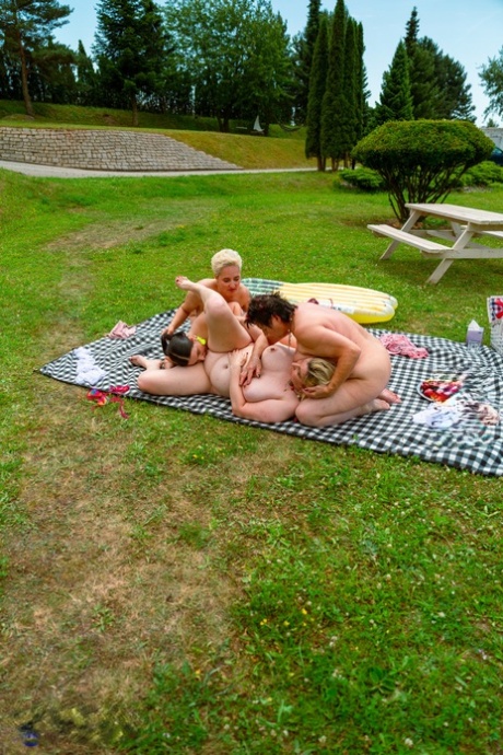 abuela lesbiana xxx caliente recopilación