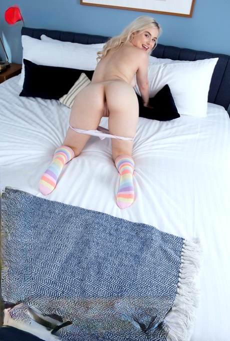 thick ass sexy nude picture