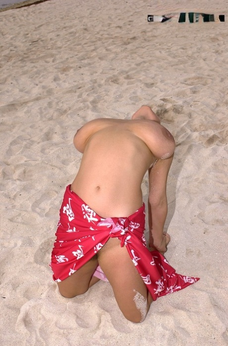 topless beach beautiful porn archive