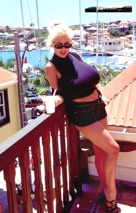 mature big boobs sexy xxx image