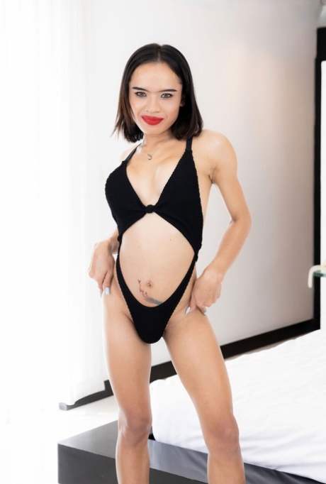 lencería ladyboy pornografico caliente foto
