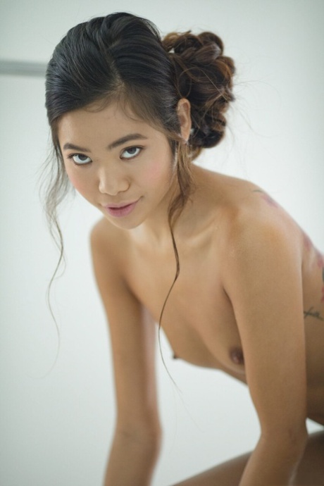 petite asian sexy pics