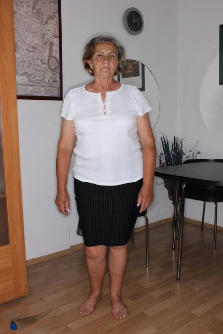 babcia amatorka ładna sztuka obrazy
