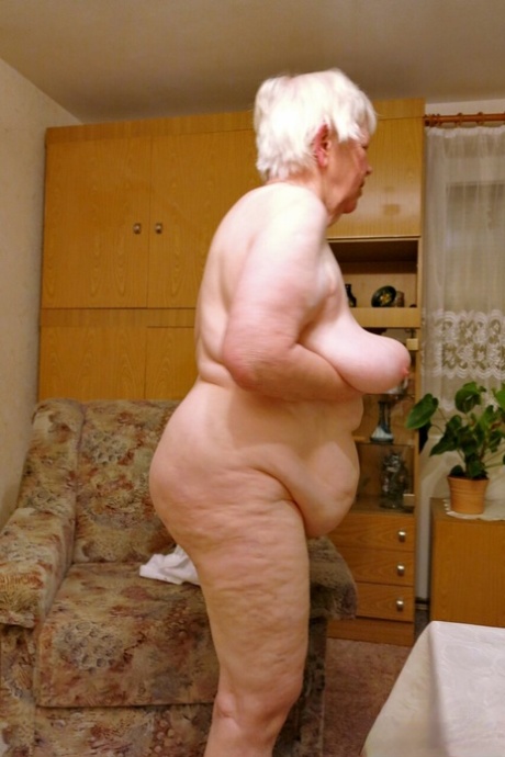 very old granny hd photos