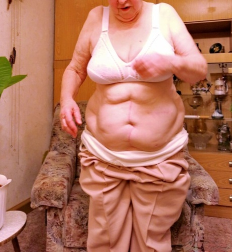 wrinkled granny nudes picture