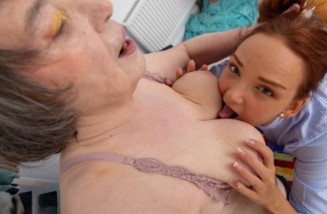 zrzka lesba nahé porno fotky