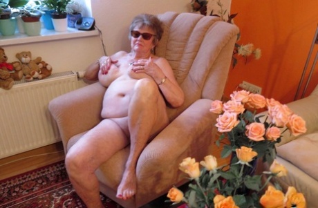 wrinkled granny hot pics