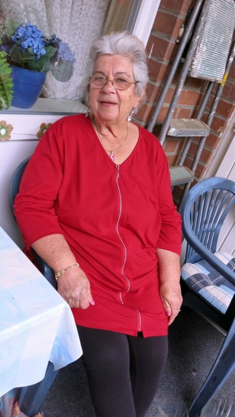old lady beautiful nude image