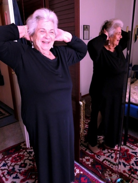 veldig gammel bestemor xxx art bilder