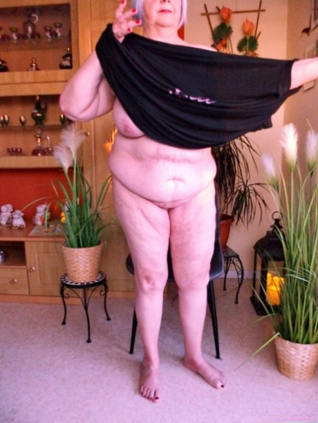 nonna con grandi tette caldo bello Immagine