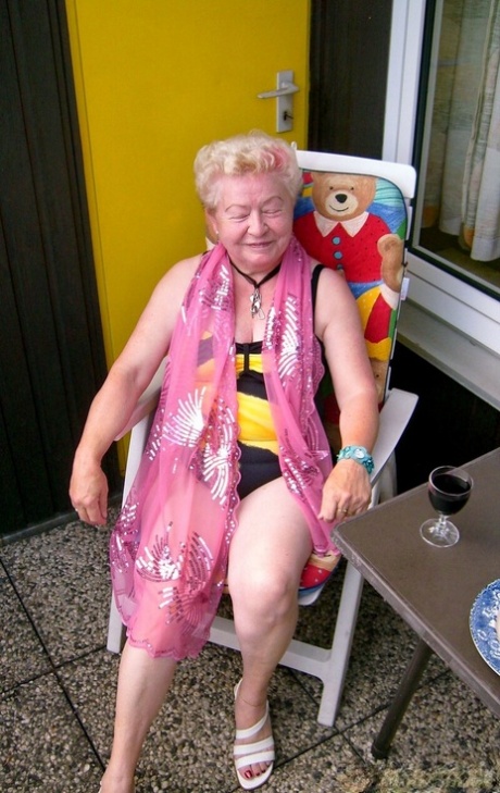 wrinkled granny free sex images