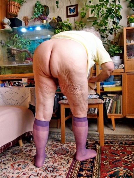 granny ass sexy photos