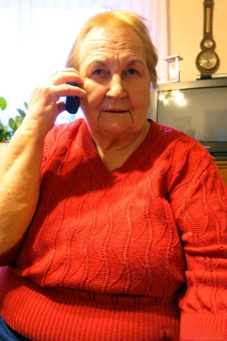 grand-mère bbw nu érotique archive