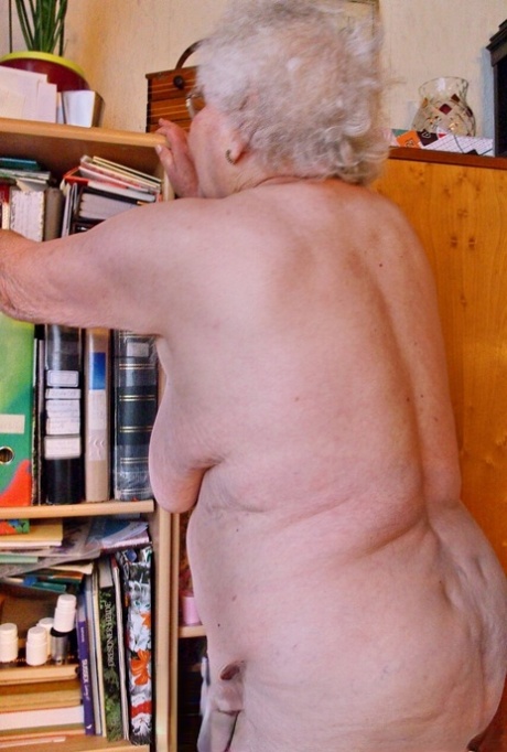 granny saggy tits art naked pic