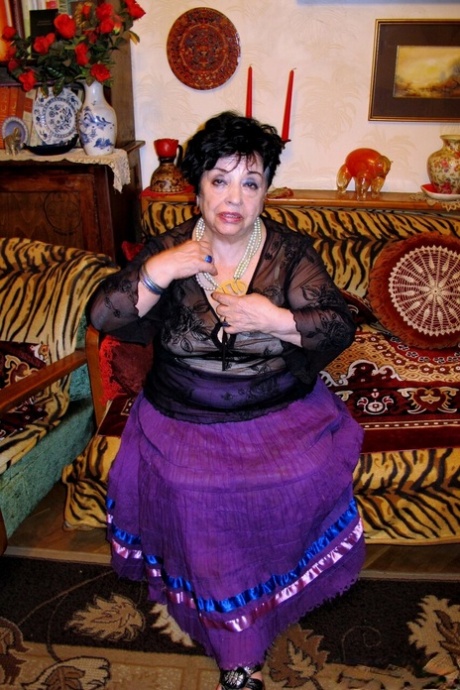 nasty granny free naked pictures