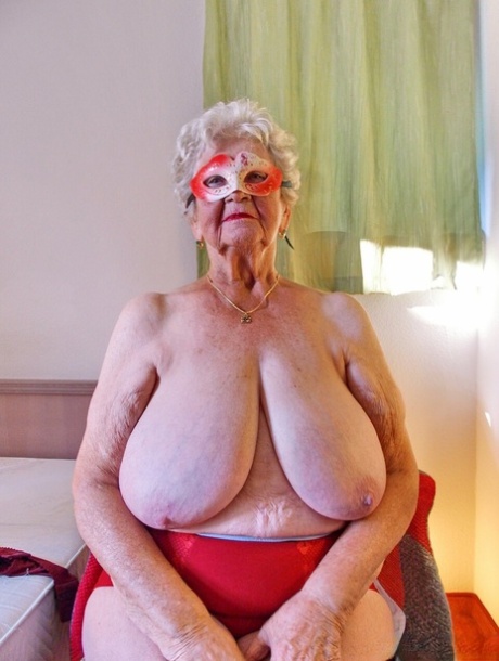 wrinkled granny free sex pics