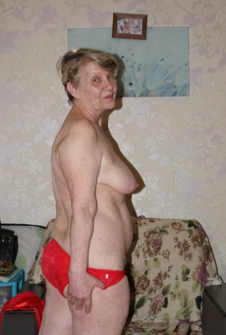 granny saggy tits sexy gallery