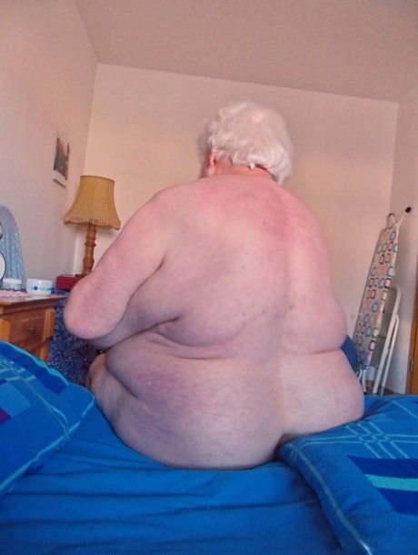 tykk bestemor beste kunst arkiv