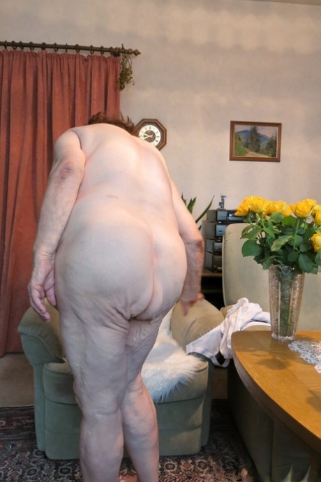 granny bent over exclusive pic