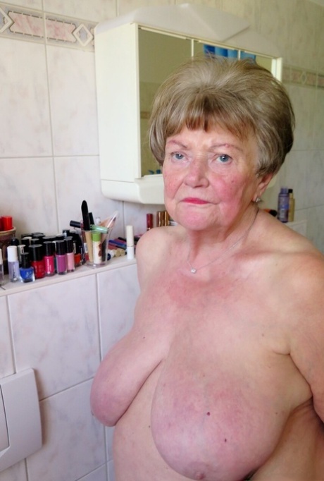 fat blonde hot naked galleries
