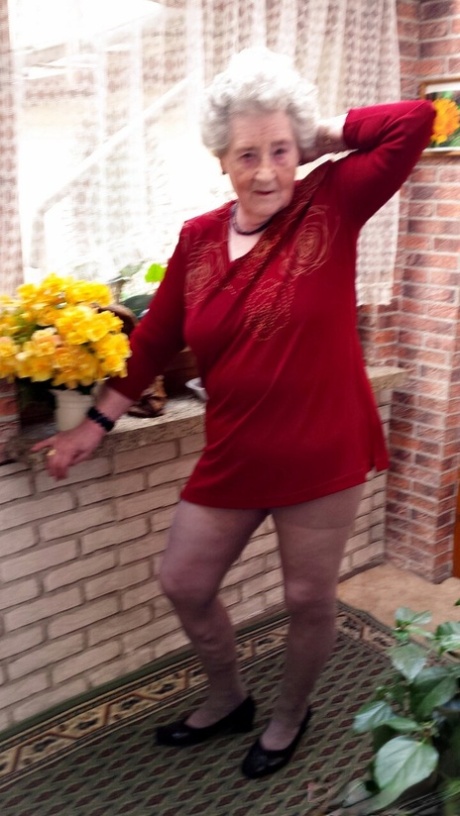 old fat granny free sex galleries
