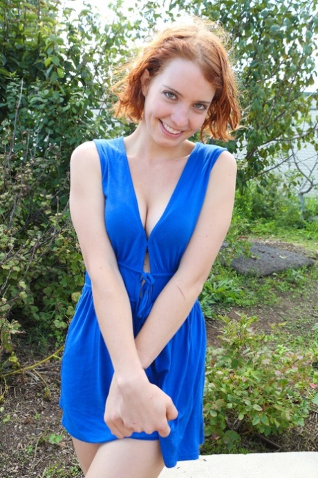 tall redhead beautiful naked images