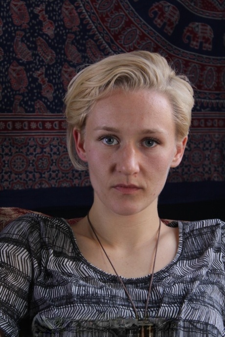 short hair skinny beautiful porn archive