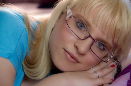 lunettes blondes belle haute qualité collection