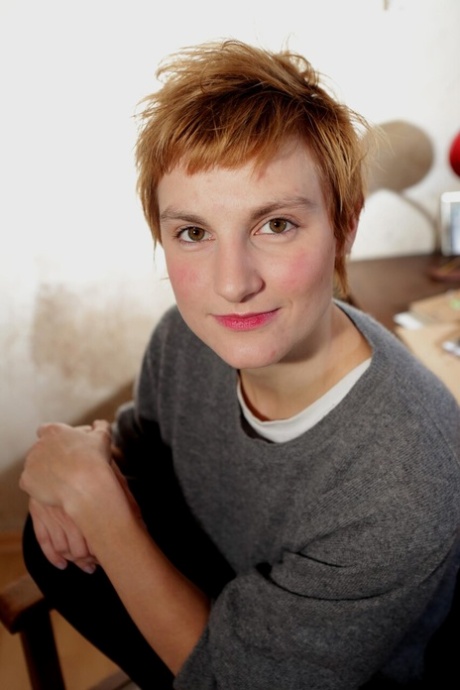 short red hair nudes img