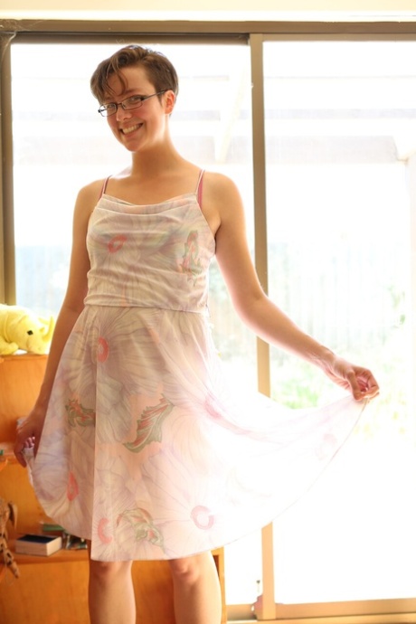 short hair glasses porn galleries