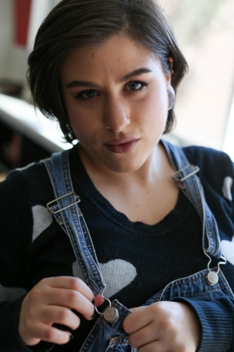 chubby short hair free sexy archive