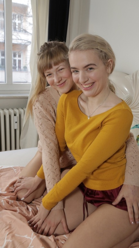 enseignante lesbienne très chaud photo