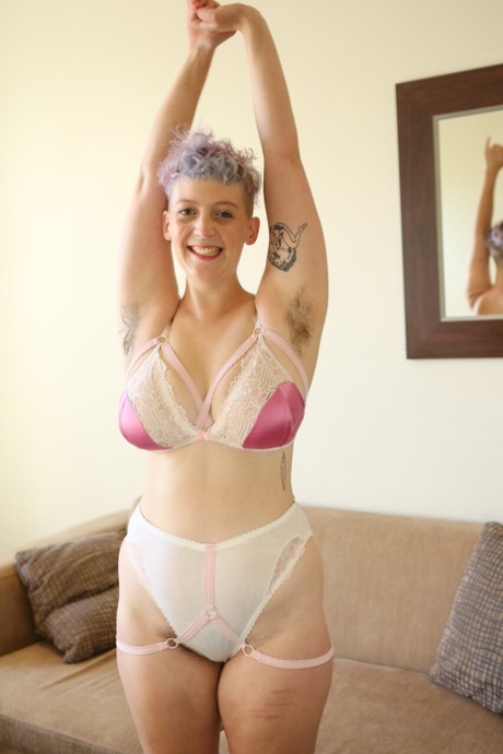 毛深い脇の下 ホットセクシー 写真