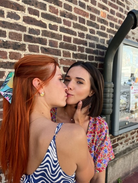 short hair lesbian hot sex galleries