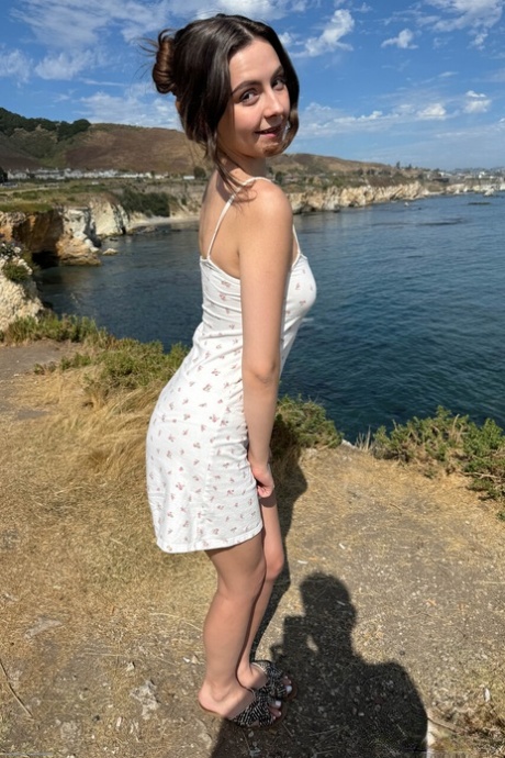 teen public pretty photos