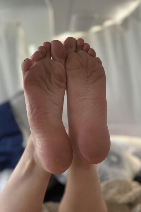 成熟した足 ホットセックス 画像