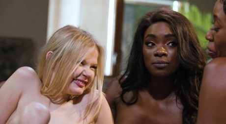 black lesbian nude picture